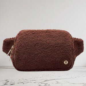 RARE! NEW Lululemon Everywhere Belt Bag *FLEECE Large 2L - Brown Earth/Gold